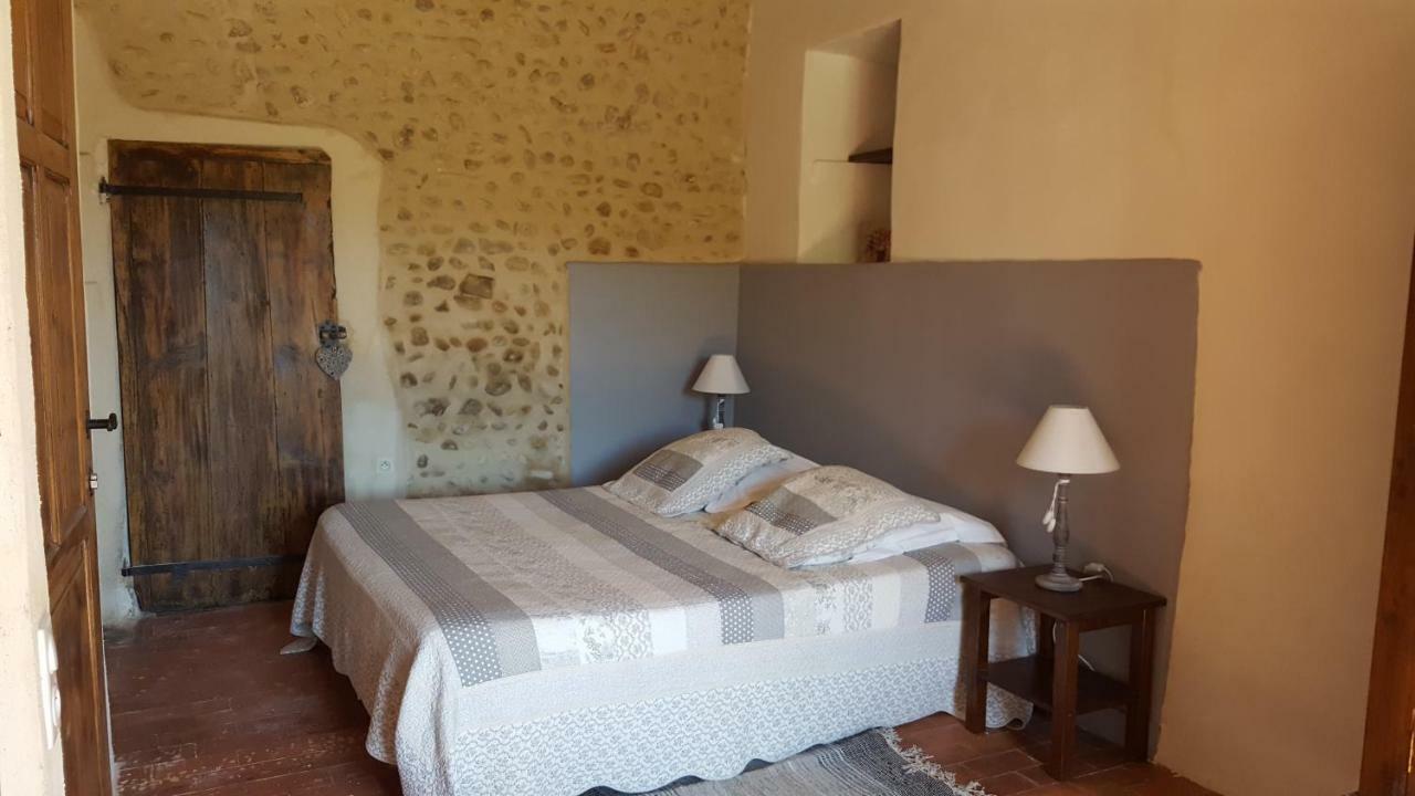 Domaine De Bertrandy Bed & Breakfast Алман ан Прованс Екстериор снимка